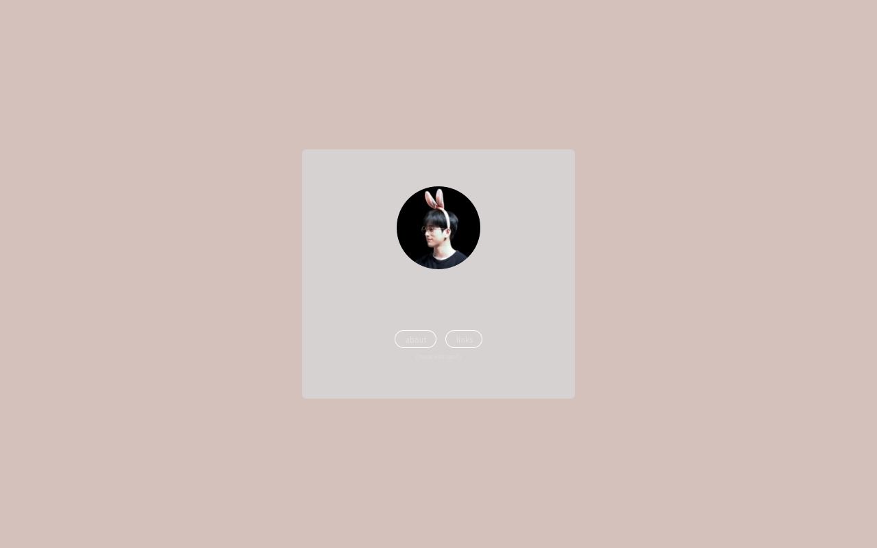 Carrd profile picture for @junior